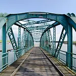 Mansarde 아파트 *
